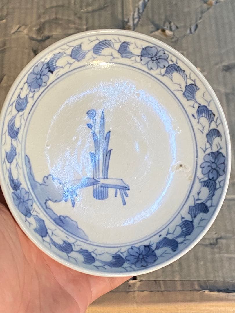 ‼️早速値下‼️リサイクルFORT‼️古いお皿買取‼️8/04①‼️伊万里焼の小ぶりなお皿