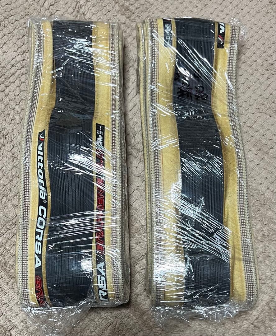 Vittoria ヴィットリア CORSA GRAPHENE2.0 32c 2本