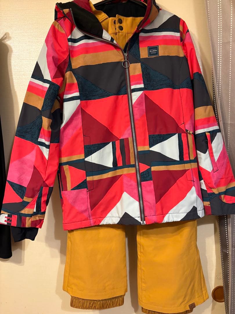 お値下げ！【美品】BILLABONG & ROXY スノーボードウェア セット