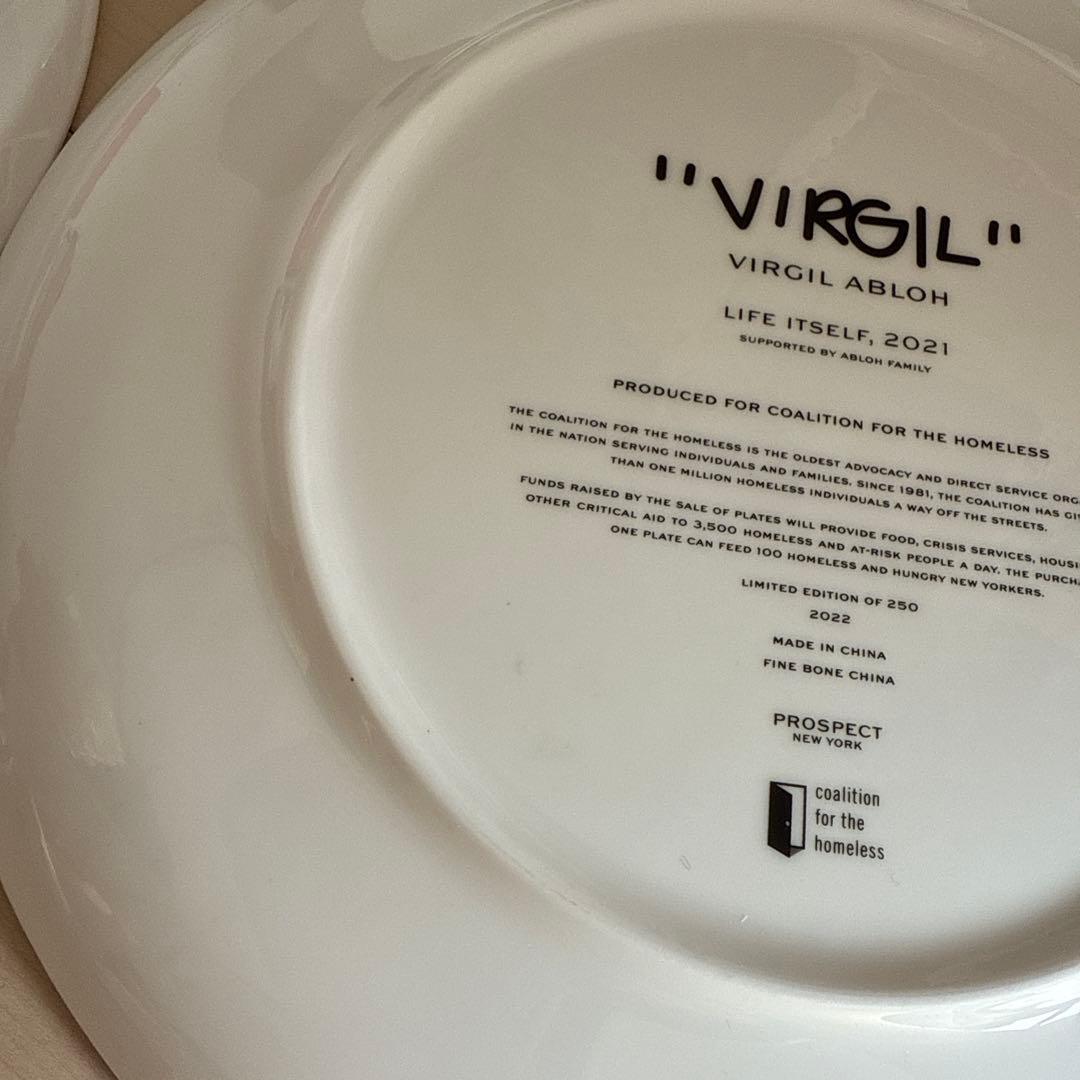 Virgil Abloh Plate ホワイト＆ブラック　世界限定250個❗️