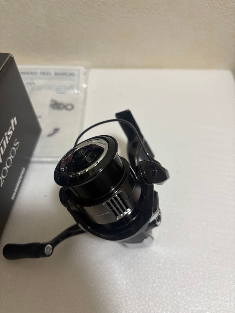 23ヴァンキッシュ C2000S スピニングリール