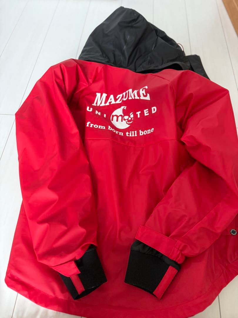 MAZUME UNLIMITED フード付きレインウェア 赤