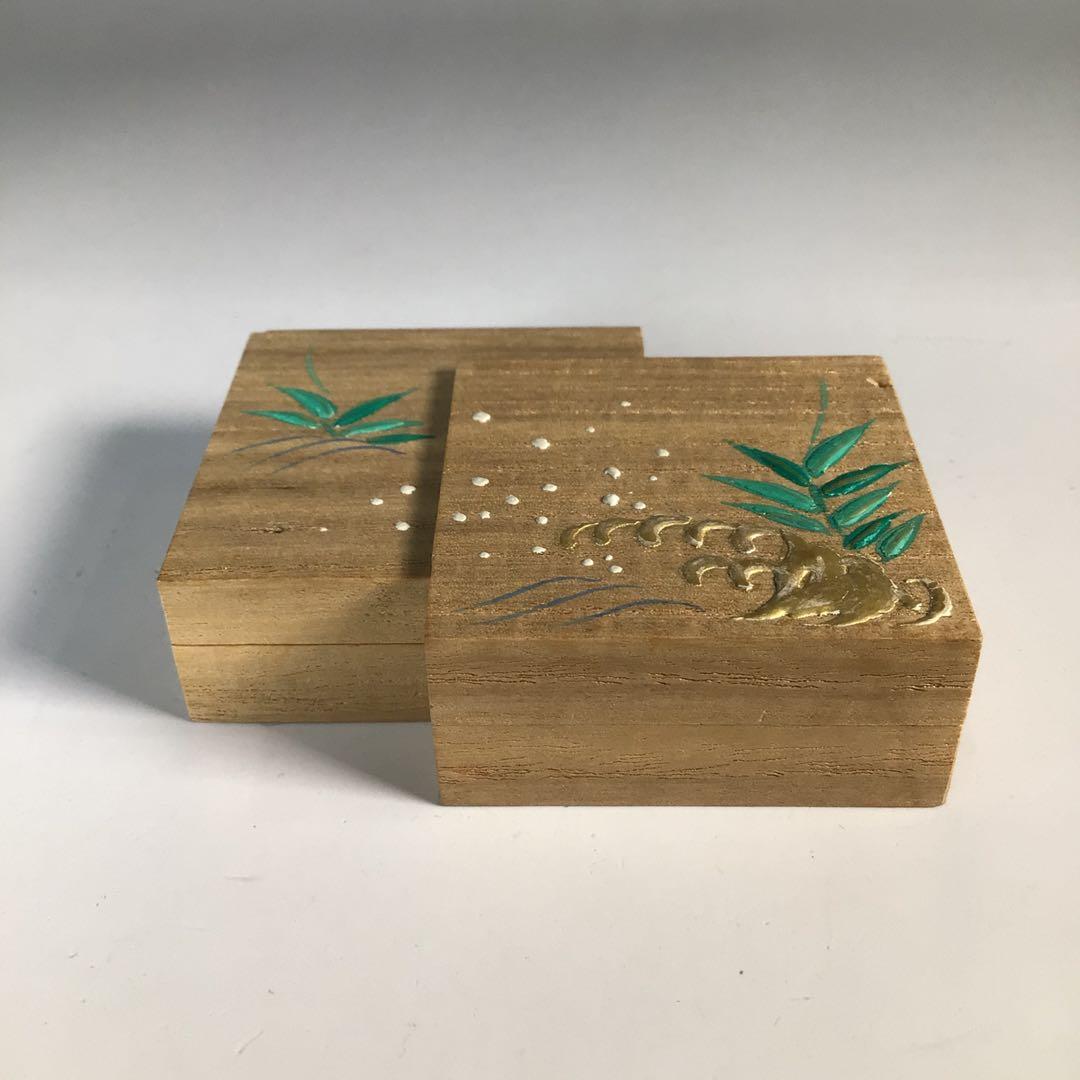 Ｎ９７２　香合　『道場宗廣作』『桐木地』『葦に水』『色紙重香合』　共箱　茶道具