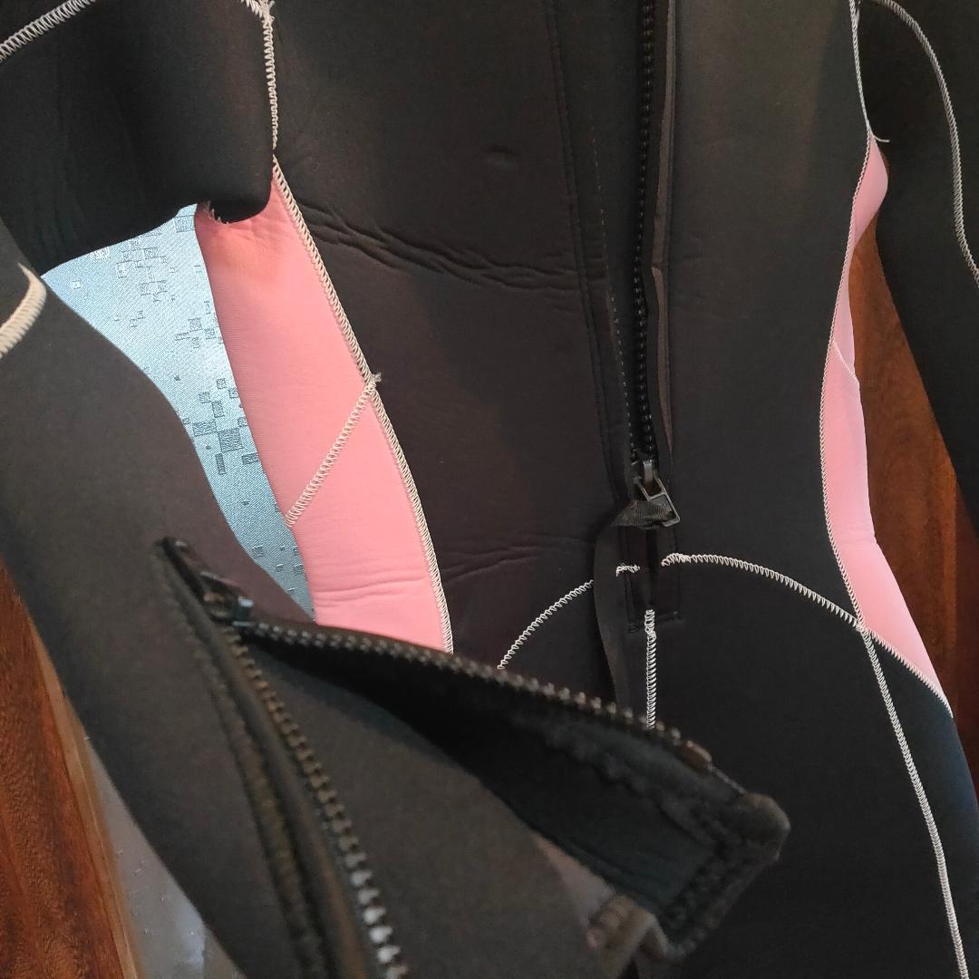 【匿名配送・送料無料】3㎜フルスーツ GRUSH 着用回数少なく美品 SM