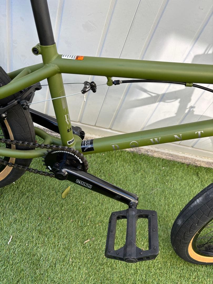 Haro Downtown BMX マッドグリーン　20インチ