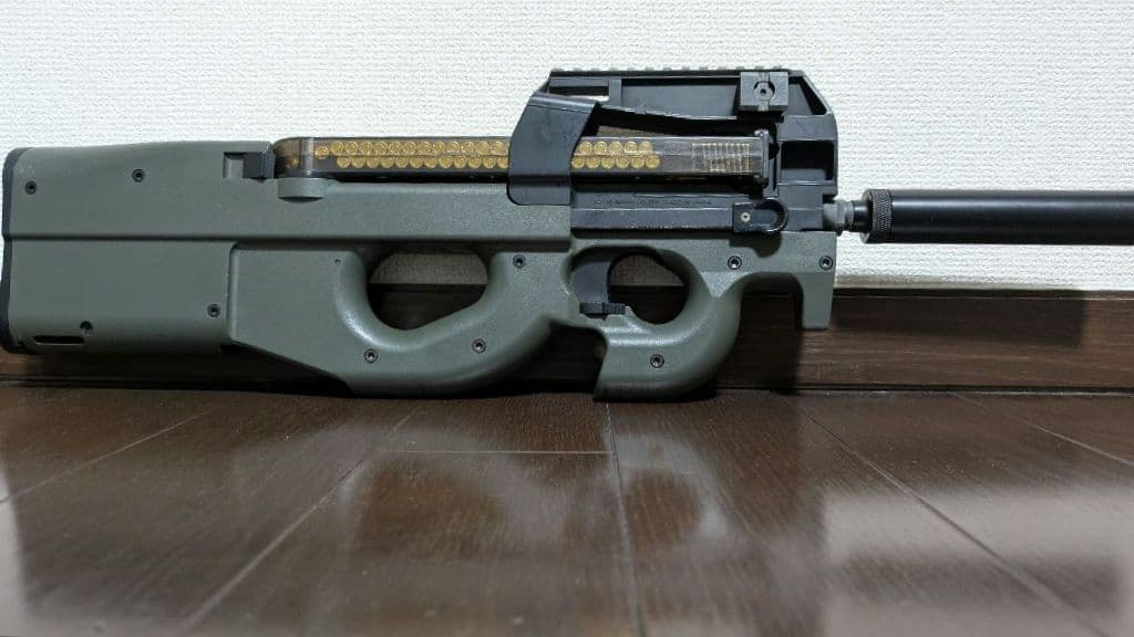 東京マルイ PS90 HC 電動ガン マガジン2種・リポ2本・訳ありサイト付