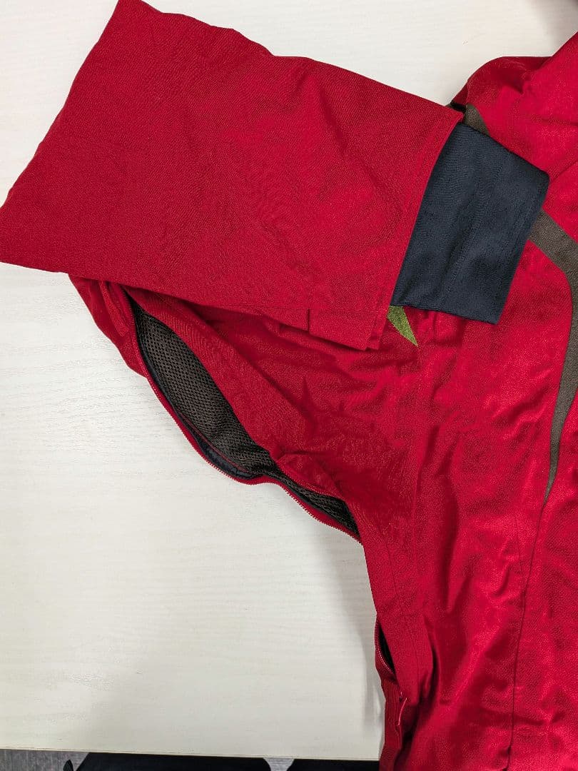 PHENIX（フェニックス）フード付きスノーボードジャケット、パンツセット