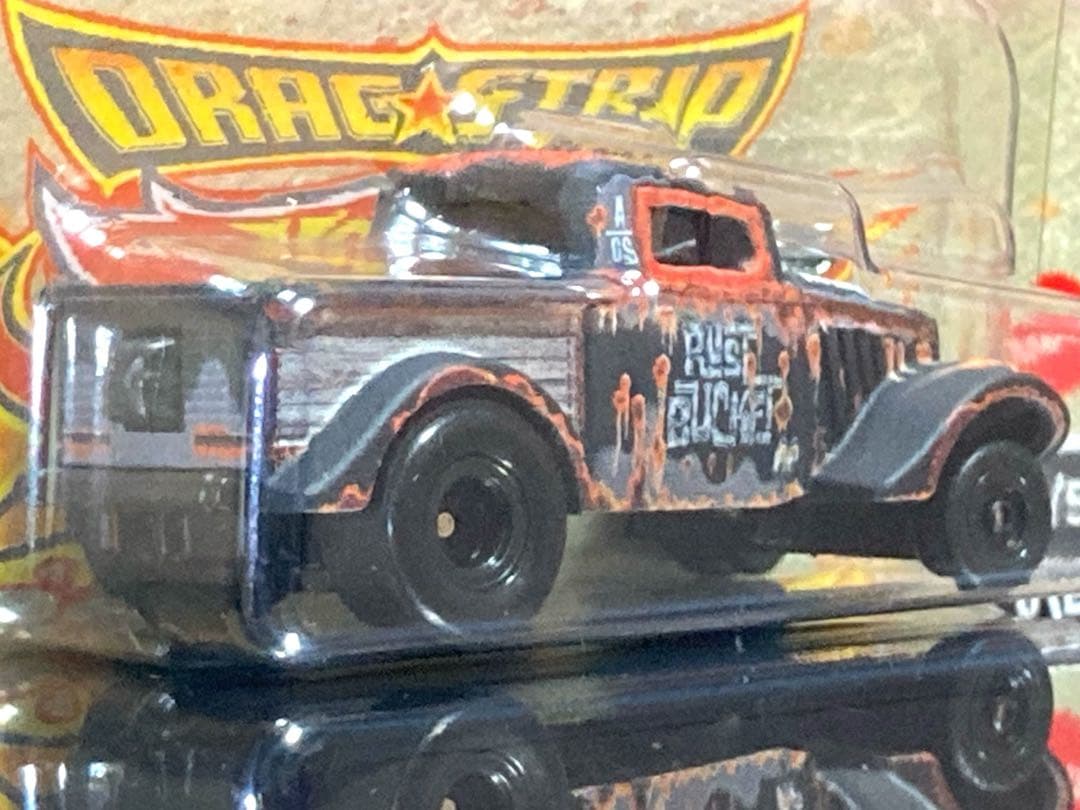 ホットウィール《 チェイス ムーンアイズ '33 ウィリス ギャッサー 錆 》