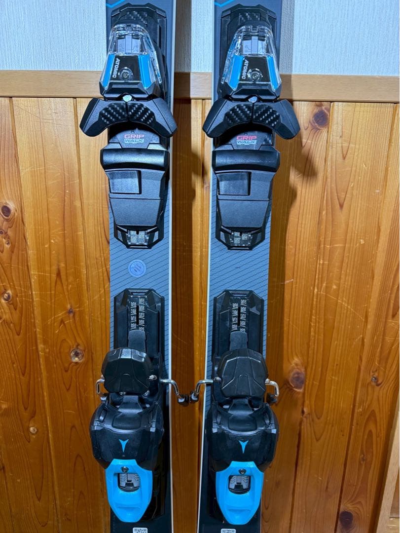 美品 アトミック ATOMIC REDSTER X5 161cm スキー板