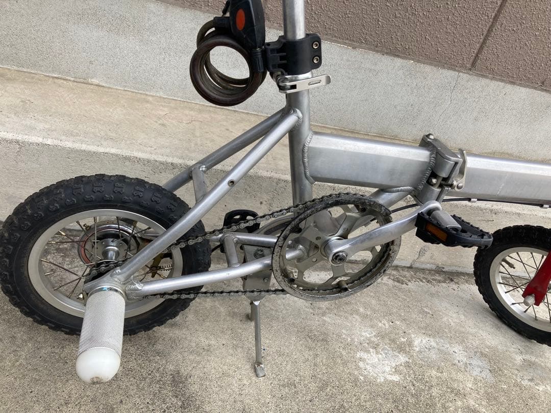 ちょっとだけカスタム　折りたたみ自転車 アルミフレーム シルバー/レッド