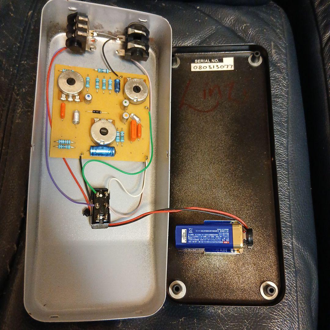 ギター D.A.M SOLA SOUND TONE BENDER