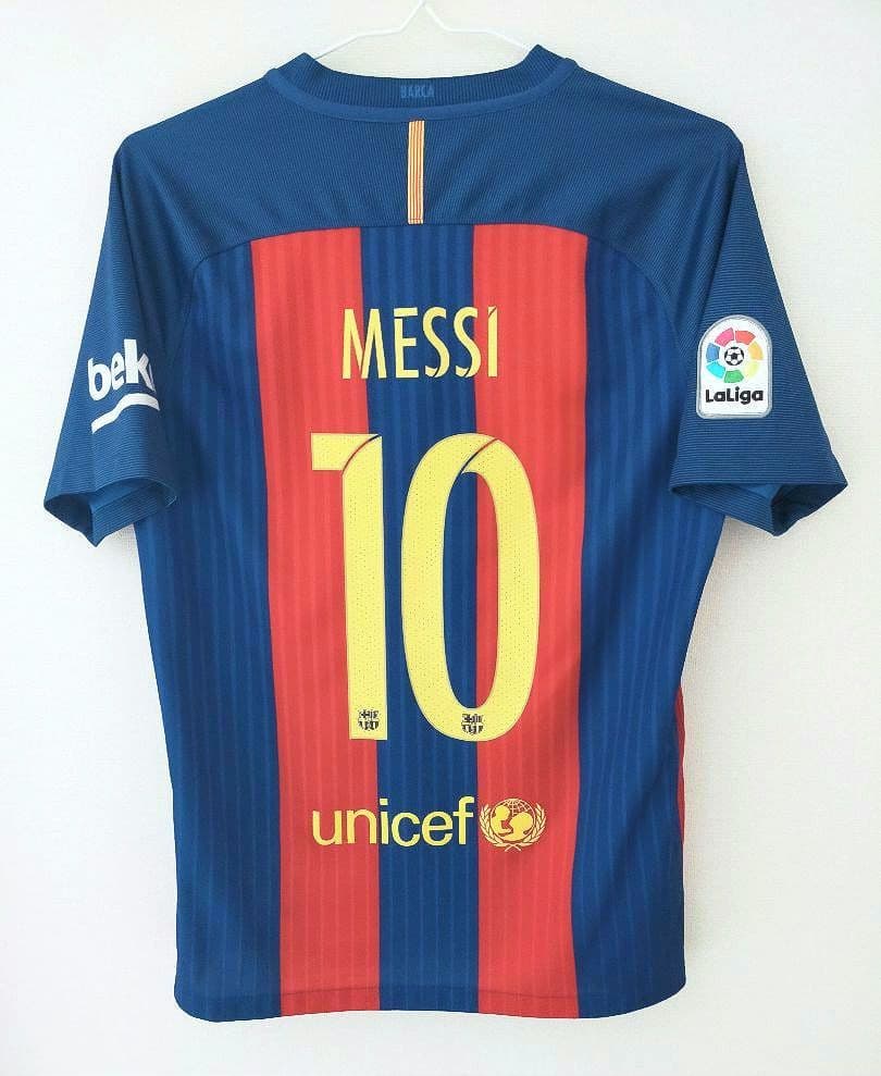 【美品】バルセロナ メッシ 16/17シーズン リーガユニ Mサイズ相当
