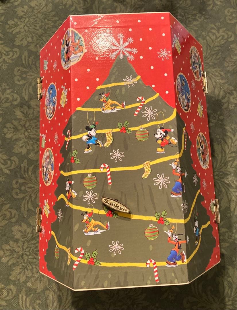 クリスマス　オルゴール　アクセサリーケース　ディズニー