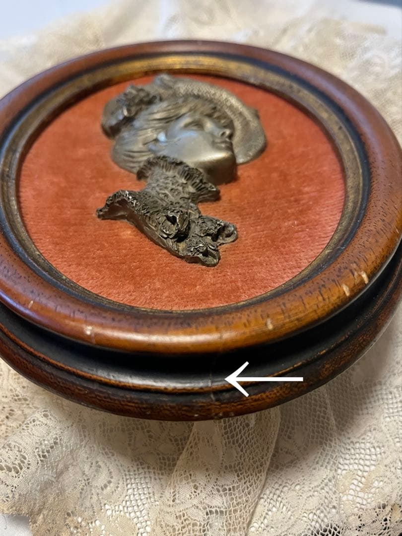 ◆フランスアンティーク｜手彫りピューター製F額壁掛け女性像、手作り雑貨置物レトロ