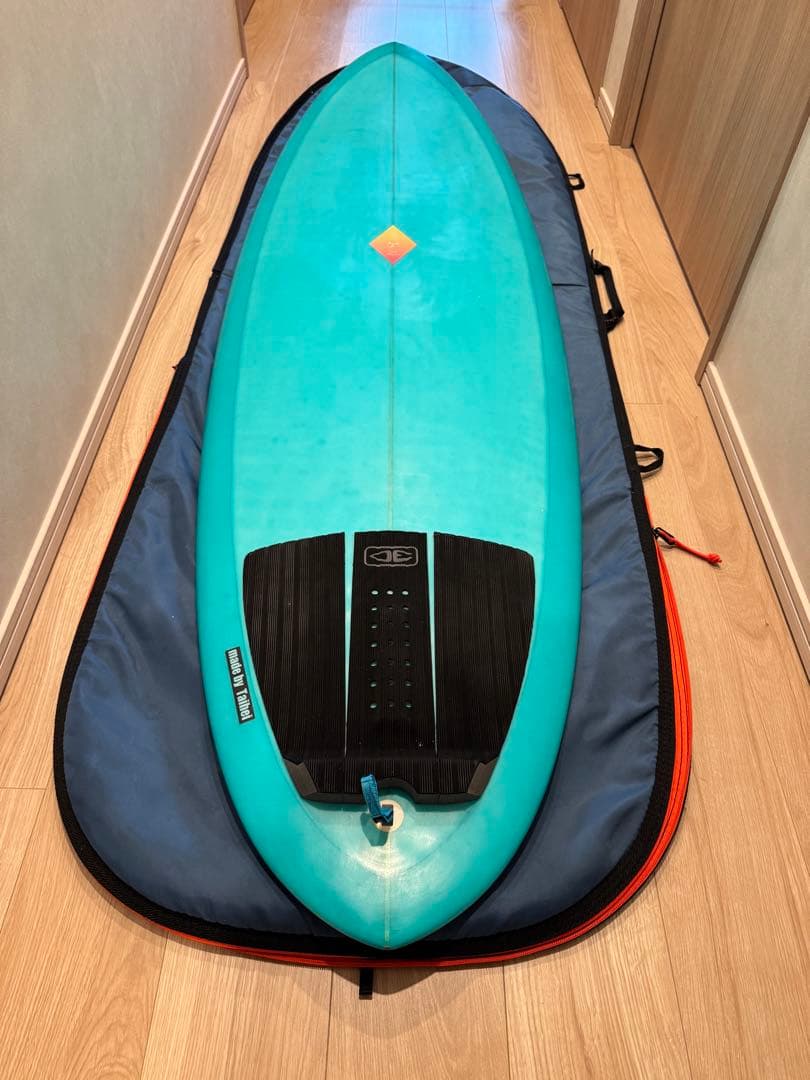 ツインピン　サーフボード　6’2”