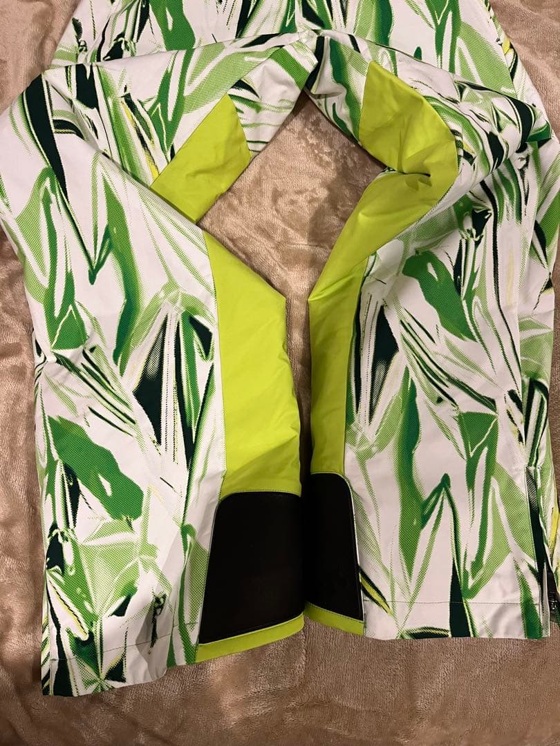 【新品未使用】デサント S.I.O スキーウェア 上下セット Mサイズ 技術選