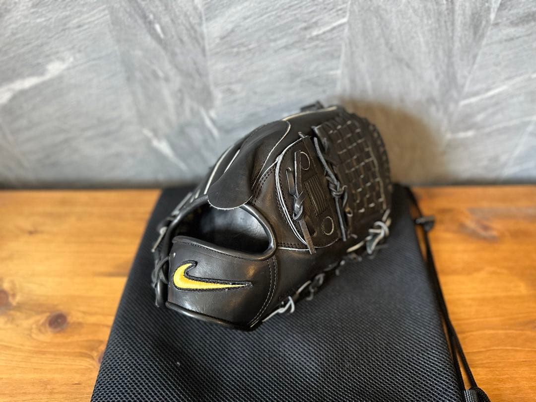 新品未使用品 NIKE ナイキ 硬式 投手用グラブ 超希少 極上品 最上級モデル