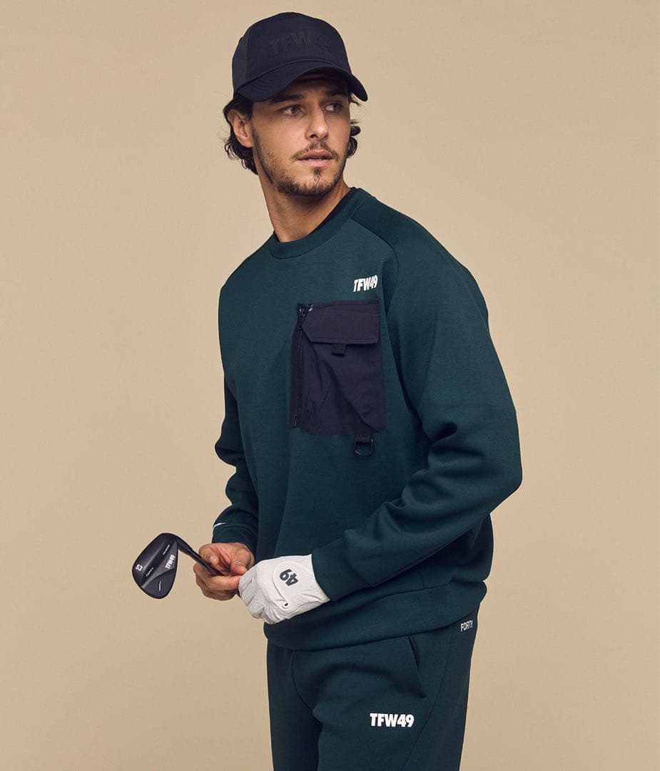 今季完売品　ダンボール素材クルーネック