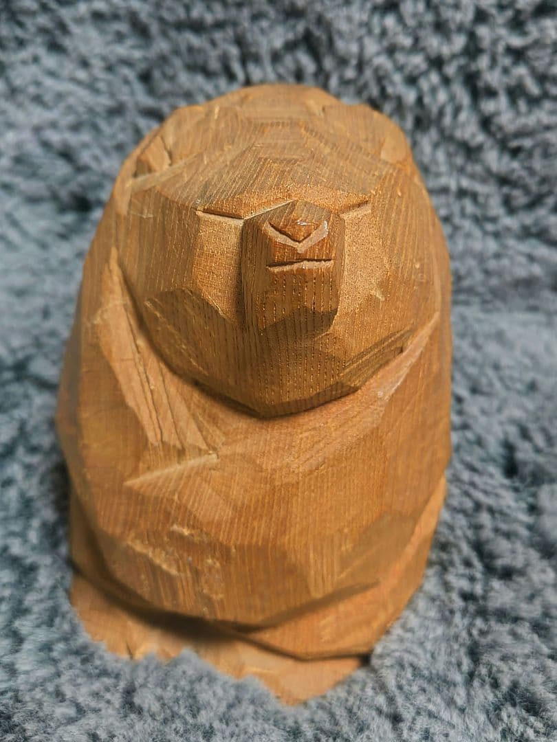 m*1様 柴崎重行　木彫り熊