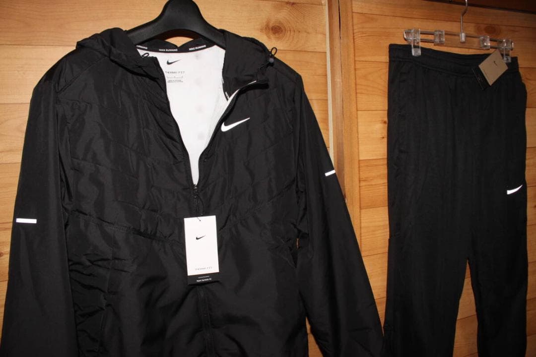 M　ナイキNIKE　ランニンウエア　上下セット