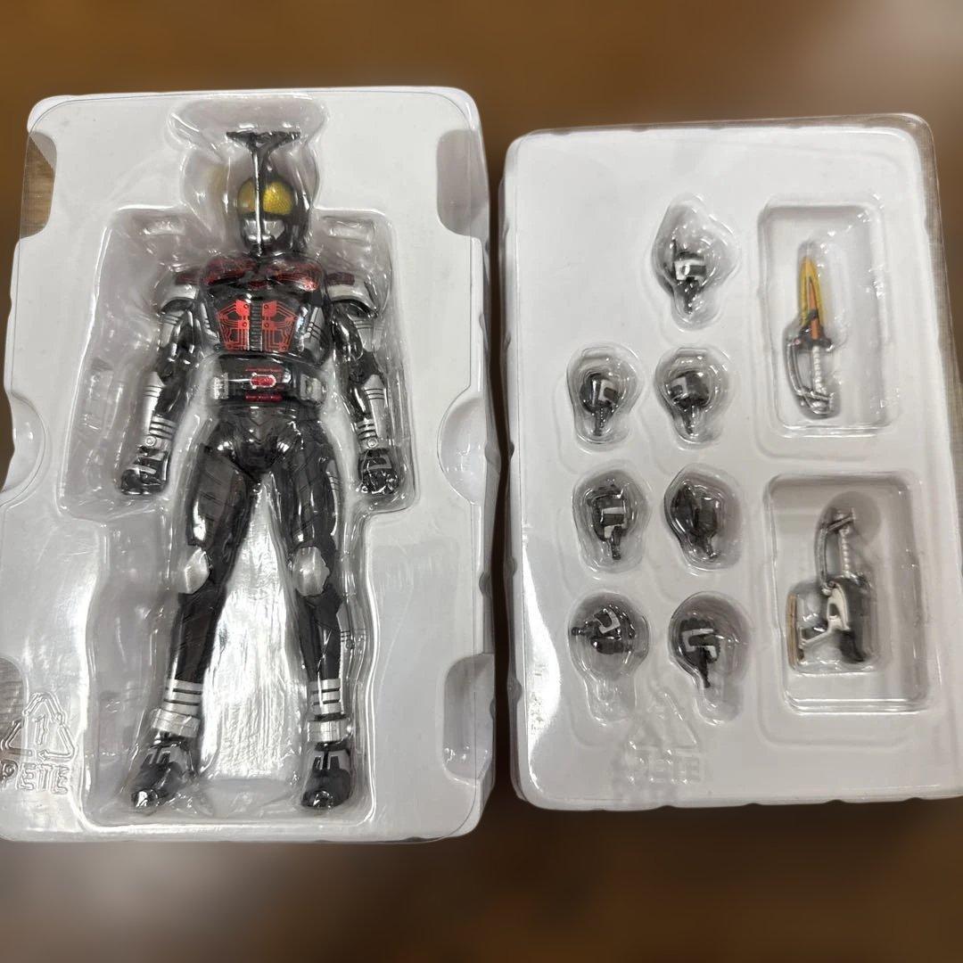 限定品仮面ライダー カブトフィギュア 2016年製