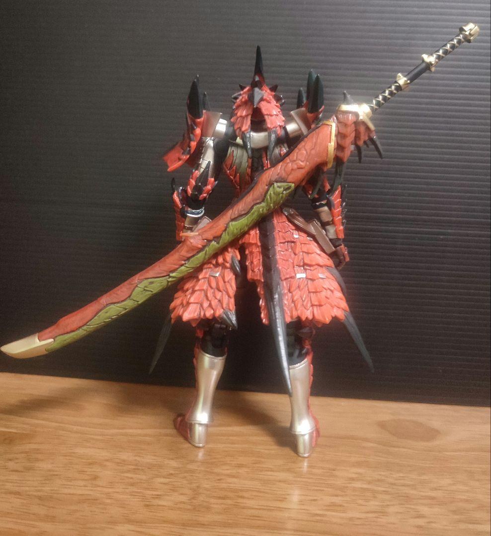 千値練 レウス装備ハンター (剣士) モンスターハンター4