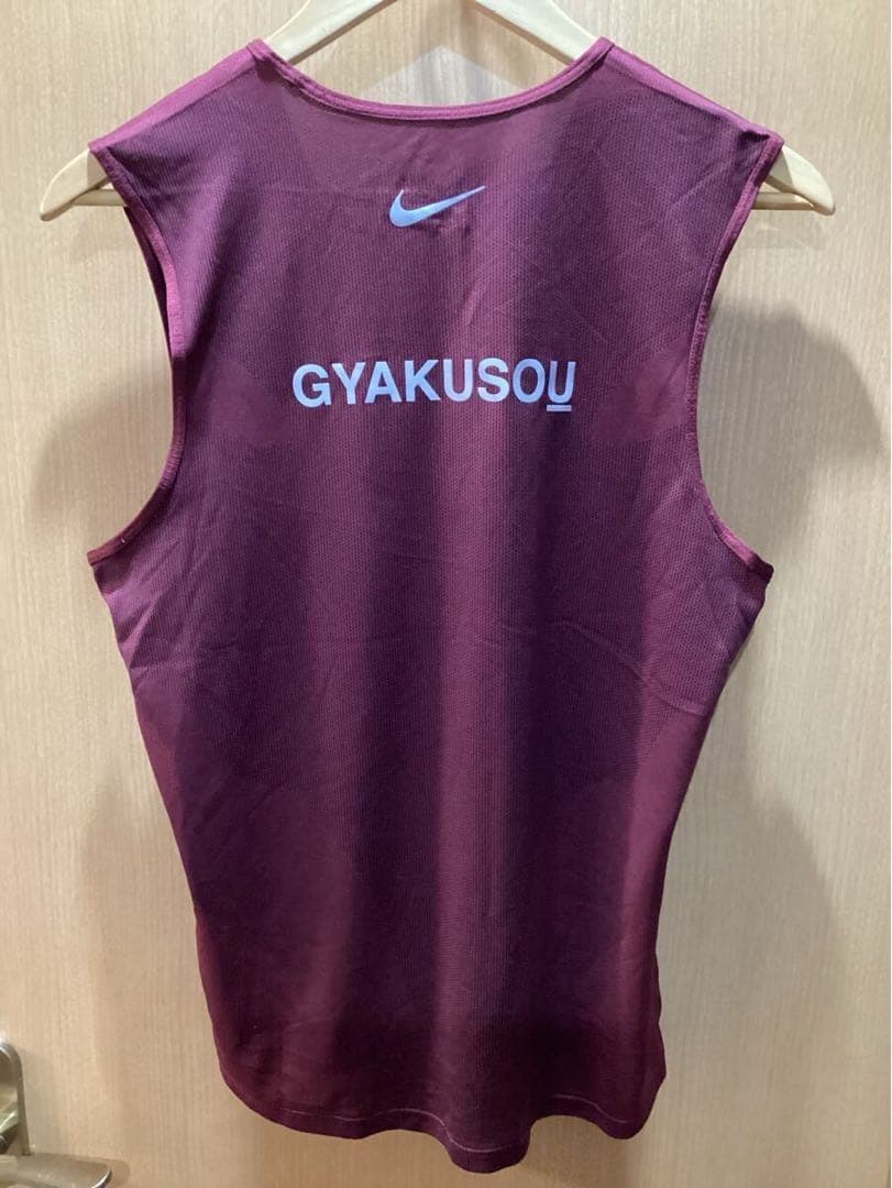 GYAKUSOU ギャクソウ タンクトップ ノースリーブ M ナイキ 美品