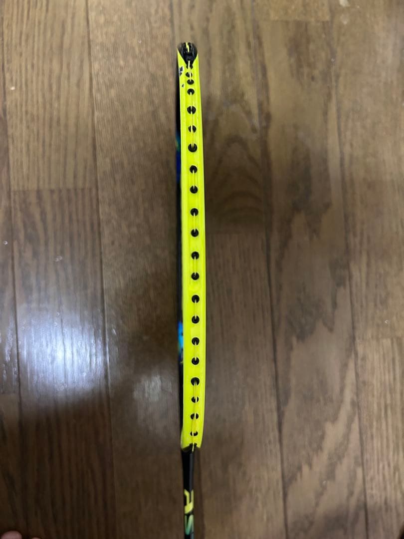 【廃盤 極美品】YONEX ASTROX77 4UG5 バドミントンラケット