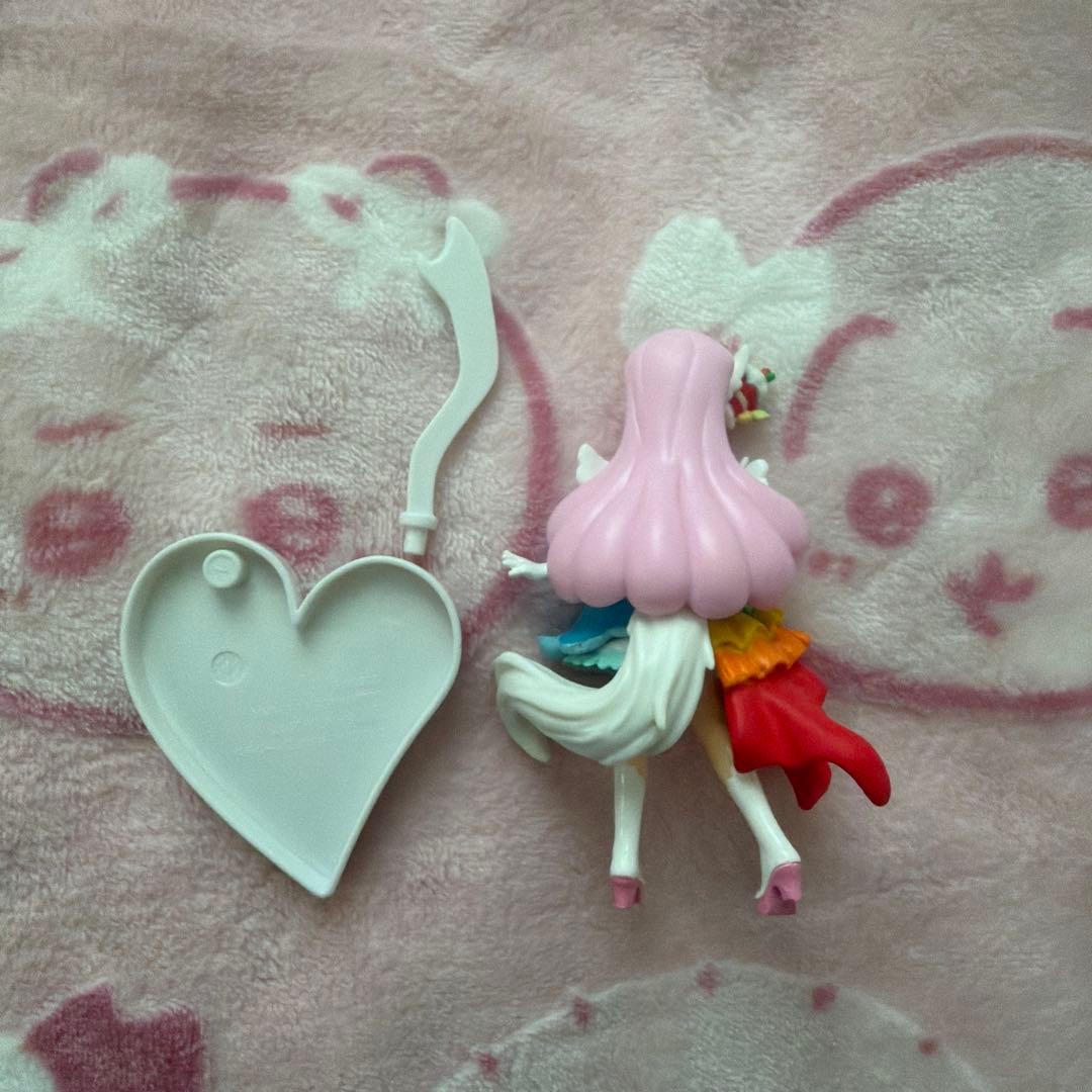 キラキラプリキュアアラモード キューティーフィギュア