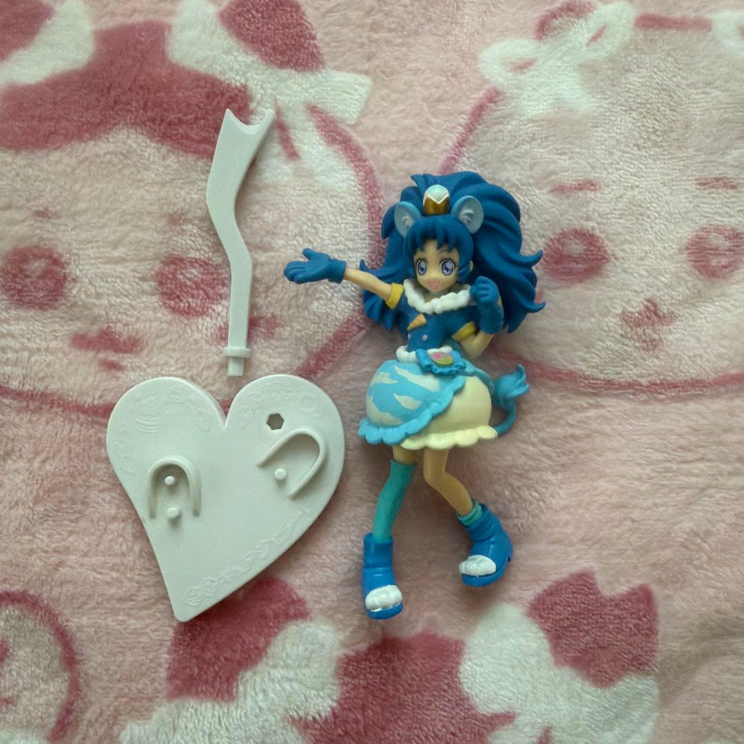 キラキラプリキュアアラモード キューティーフィギュア