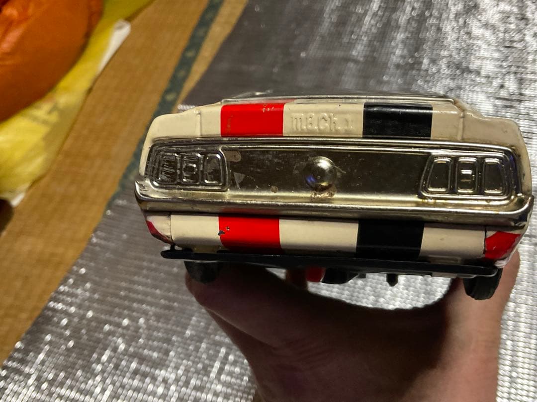 TAIYO社製／Mach1。MUSTANG。ブリキカー。【作動　凹みあり】。