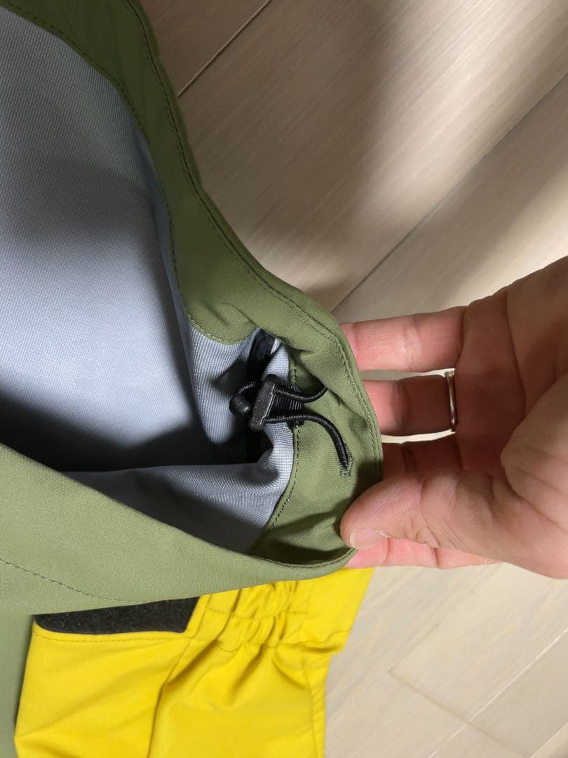 新品未使用　ヨネックス ユニプルオーバージャケット (90065)サイズ : M