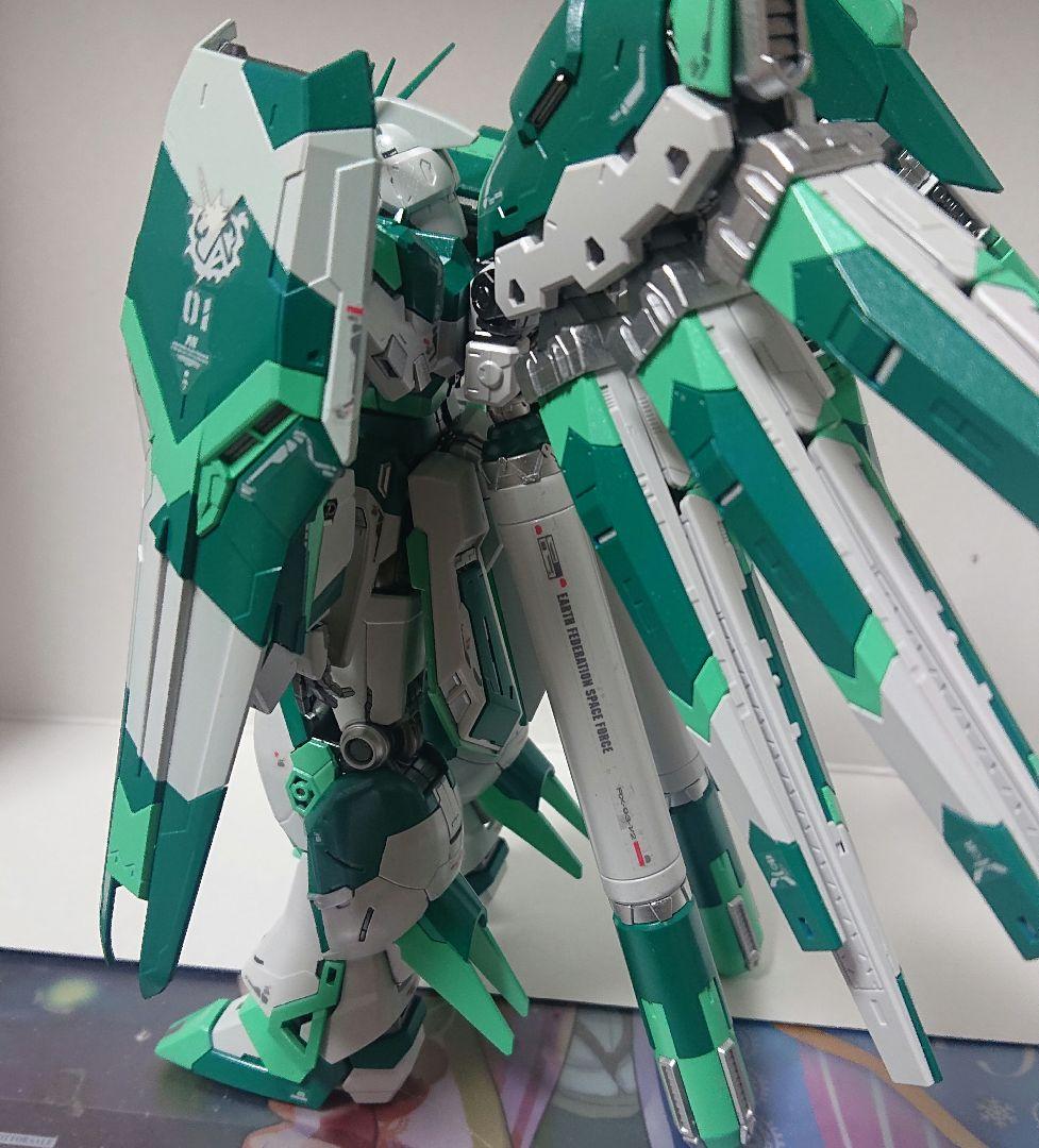 塗装完成品 ハイニューガンダム RG グリーンカラー