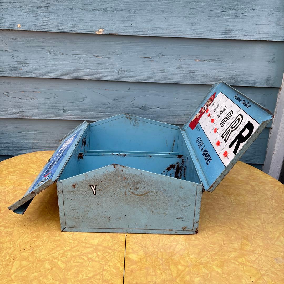 USA VINTAGE DURO DAN DECALS display店舗什器