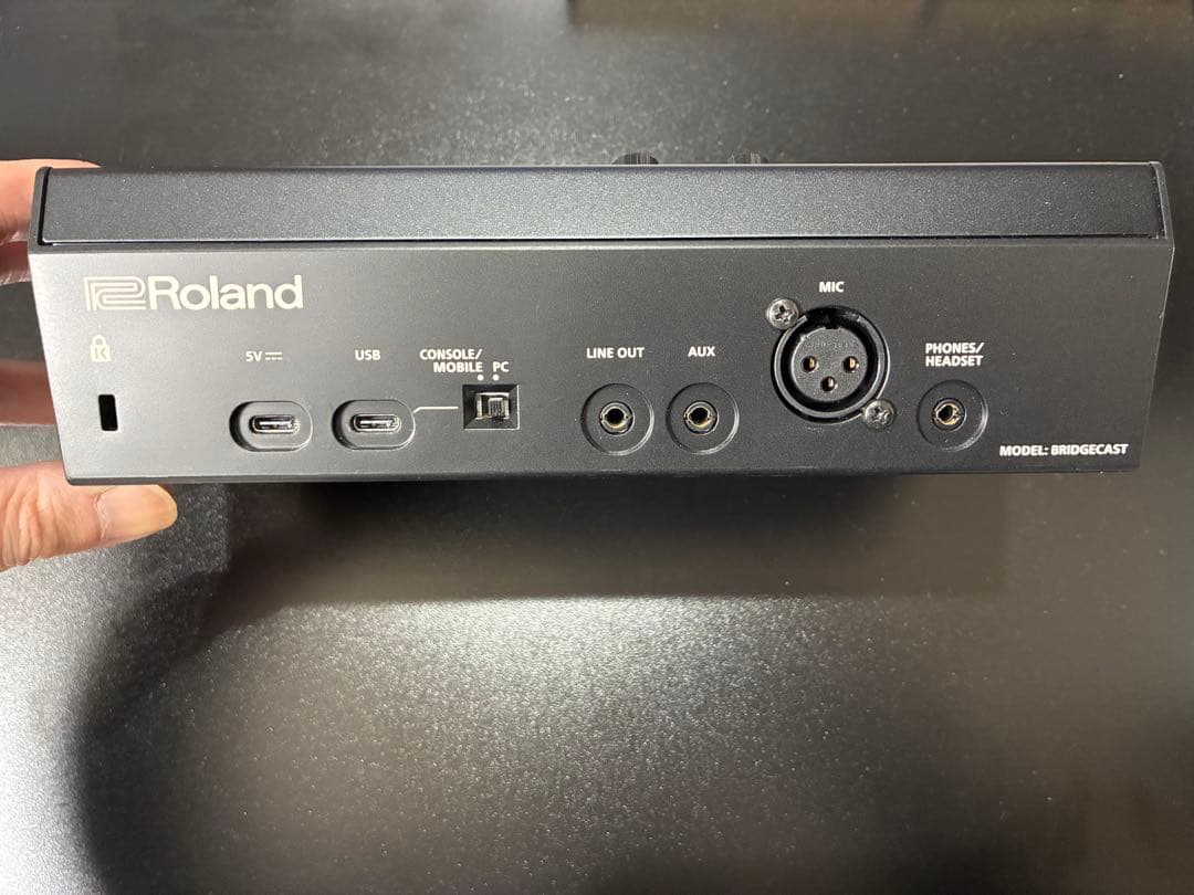 Roland BRIDGE CAST オーディオインターフェイス