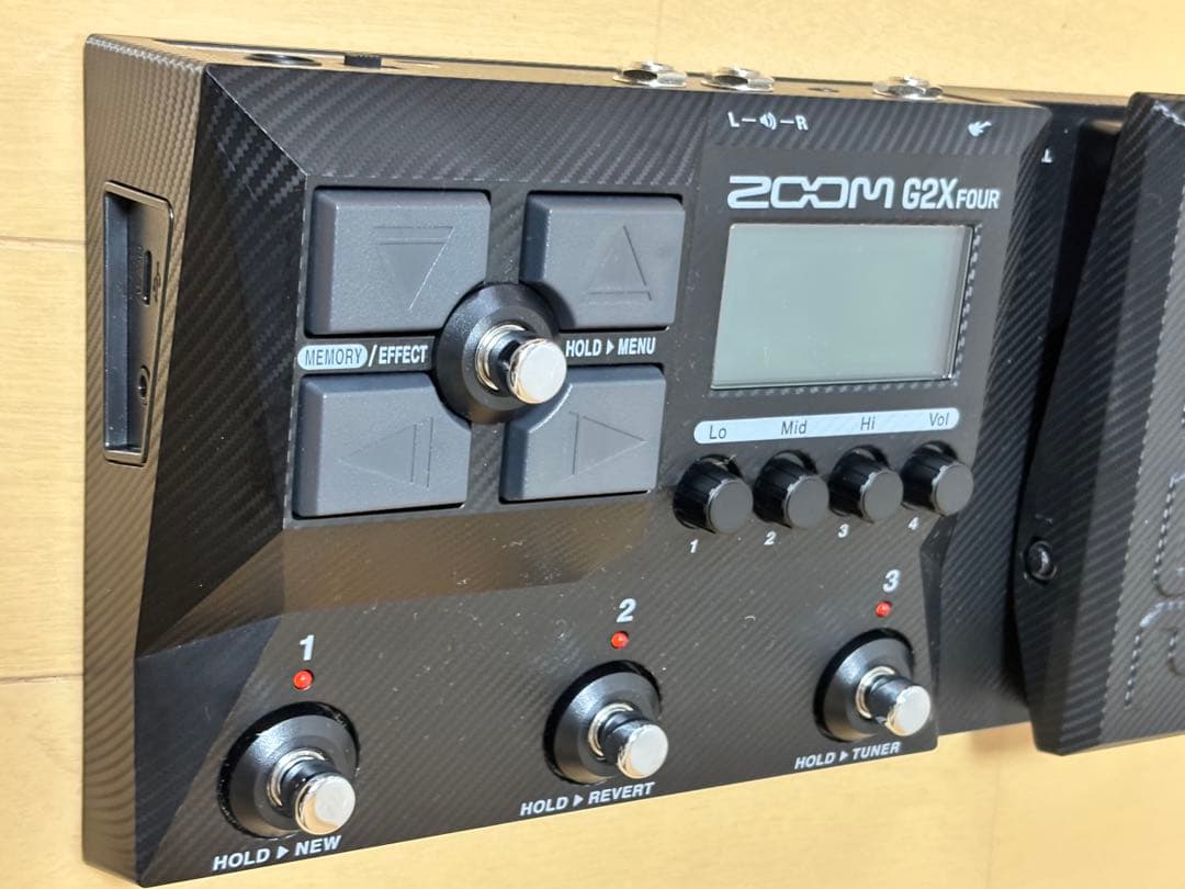 超美品ZOOM G2X FOURです