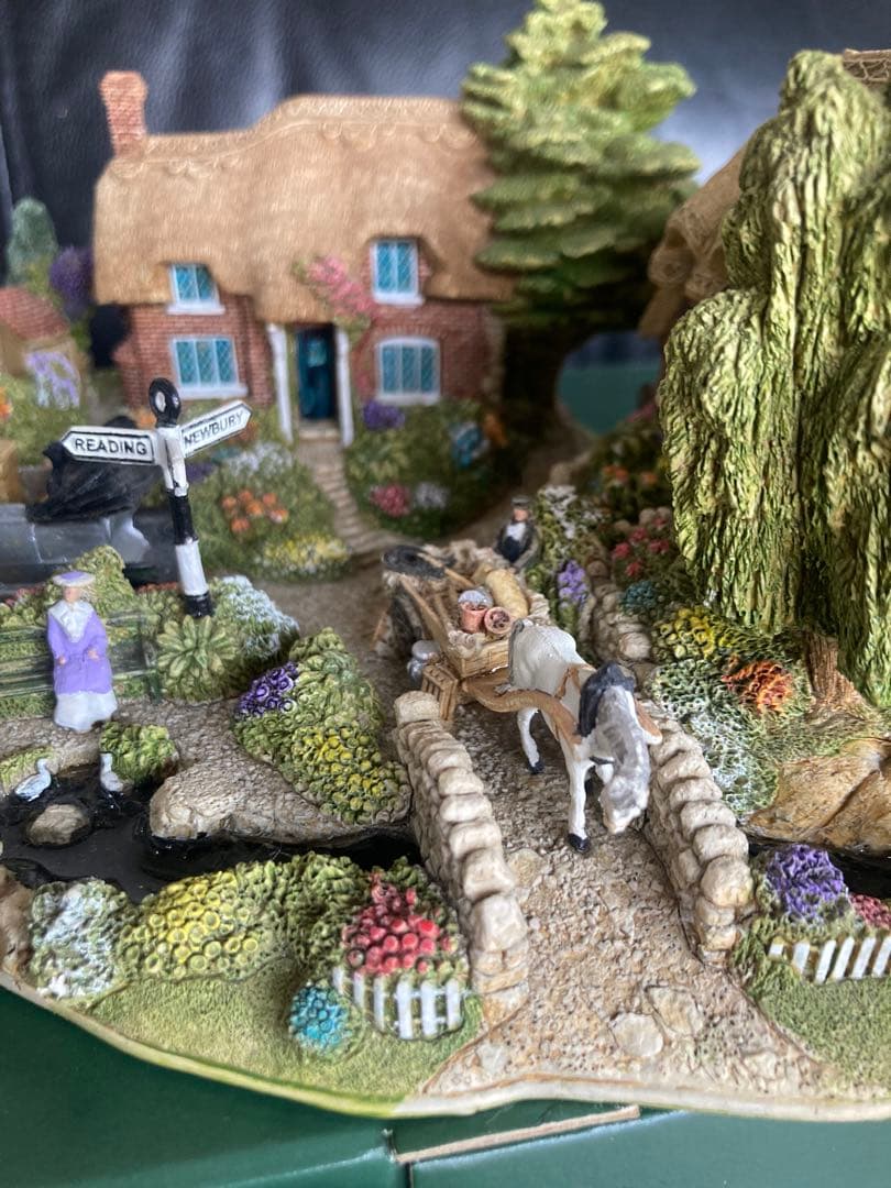 リリパットレーン　RAGS TO RICHES