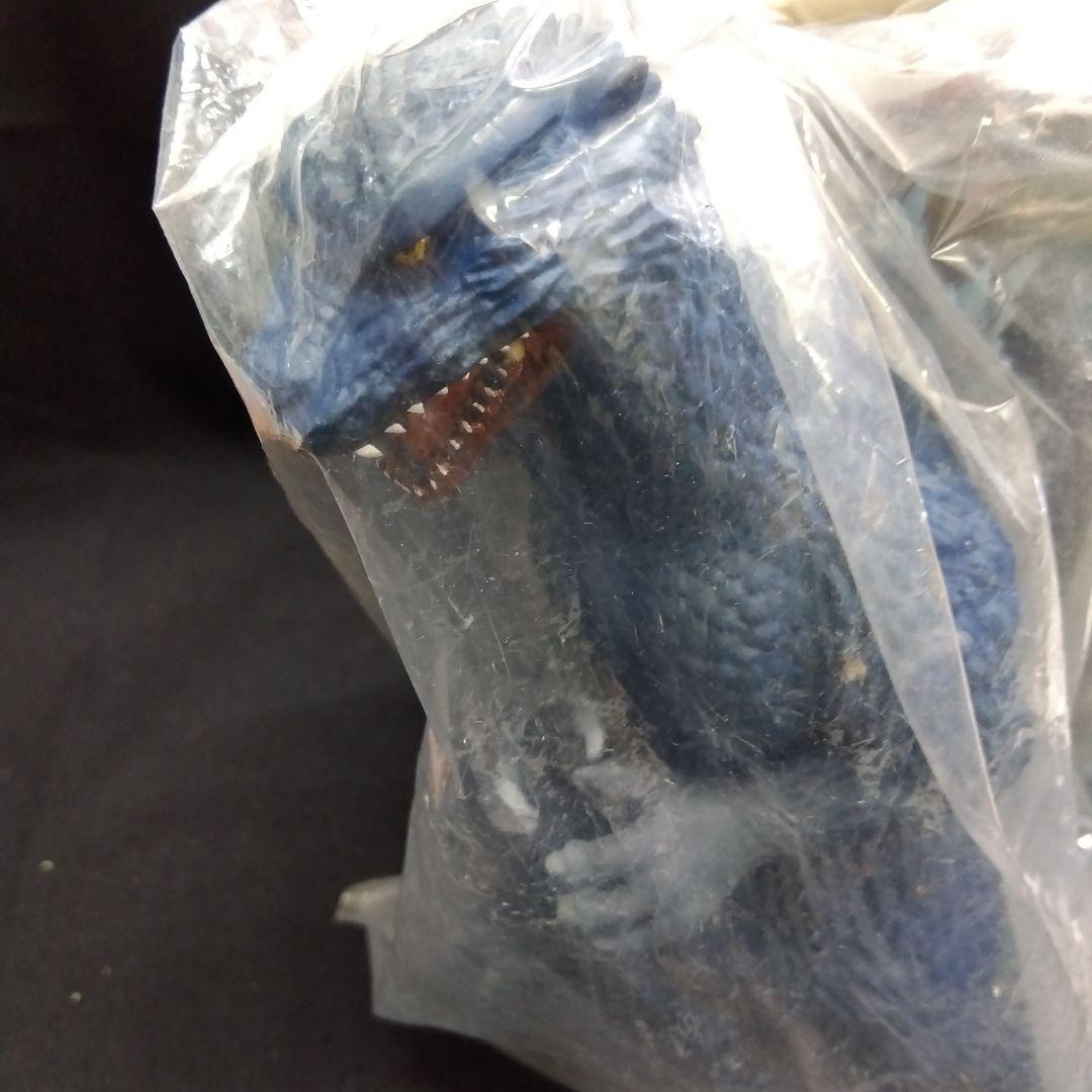 ウルトラマンシリーズ　ゴジラ フィギュア