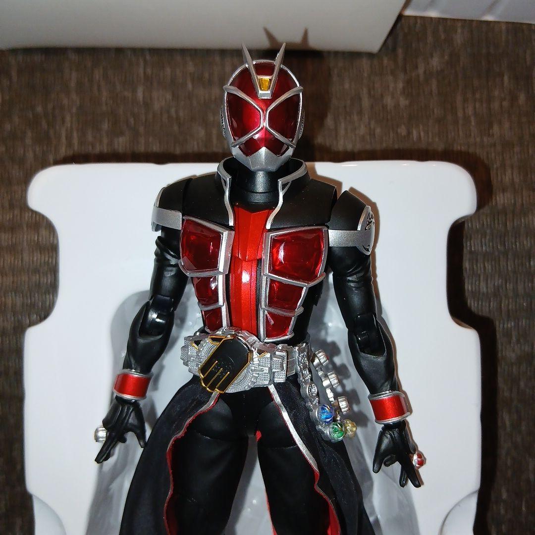 S.H.figuarts 真骨彫 仮面ライダーウィザード フレイムスタイル