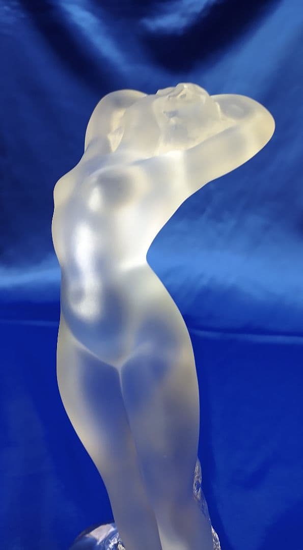 ラリック クリスタル裸婦像 ダンスーズ 踊り子の彫刻 フランス製
