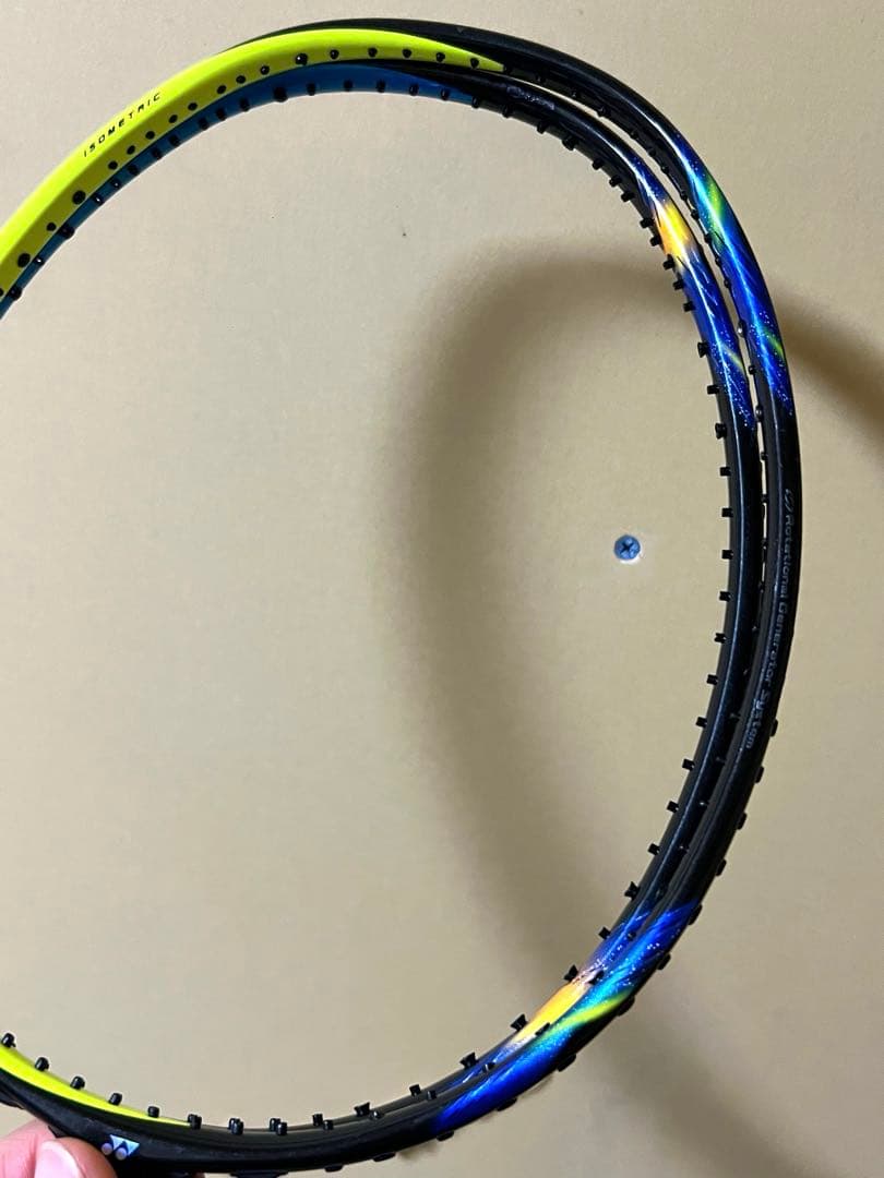 【廃盤品】YONEXアストロクス77バドミントンラケット2本