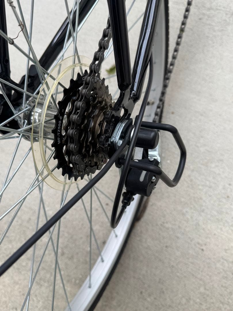 クロスバイク 黒 シマノ製6段　26インチ