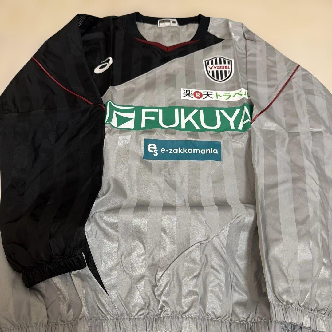 【レア】ヴィッセル神戸 トレーニングウェアセット