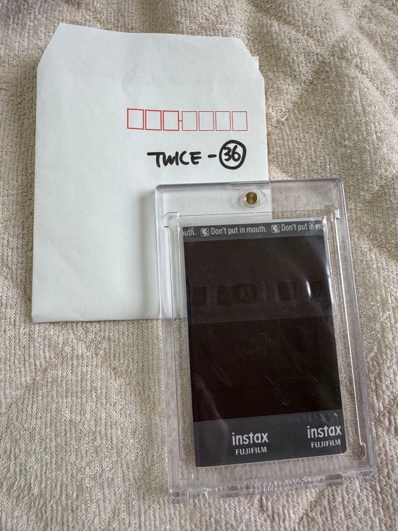 TWICE サナ　直筆サイン入り　チェキ　hare hare