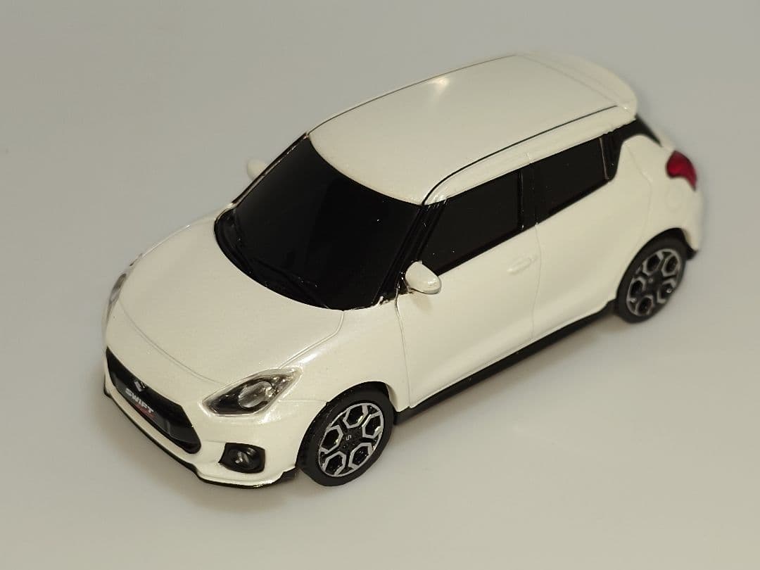 激レア! ZC33S スイフトスポーツ ホワイト プルバックカー