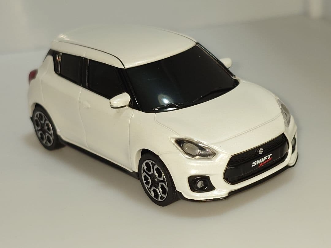 激レア! ZC33S スイフトスポーツ ホワイト プルバックカー