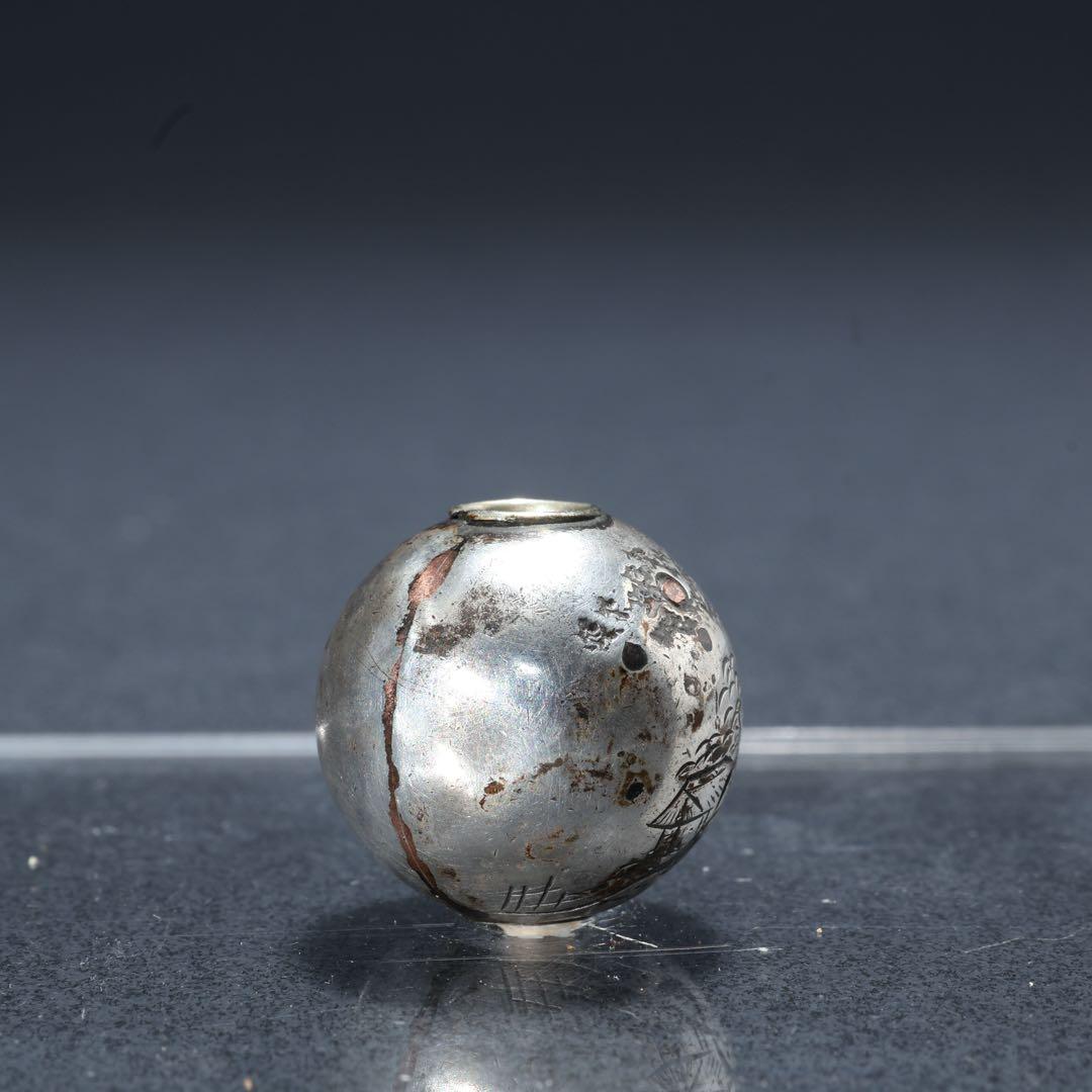 緒締め玉　山水　提げもの　金属　銀　R1650