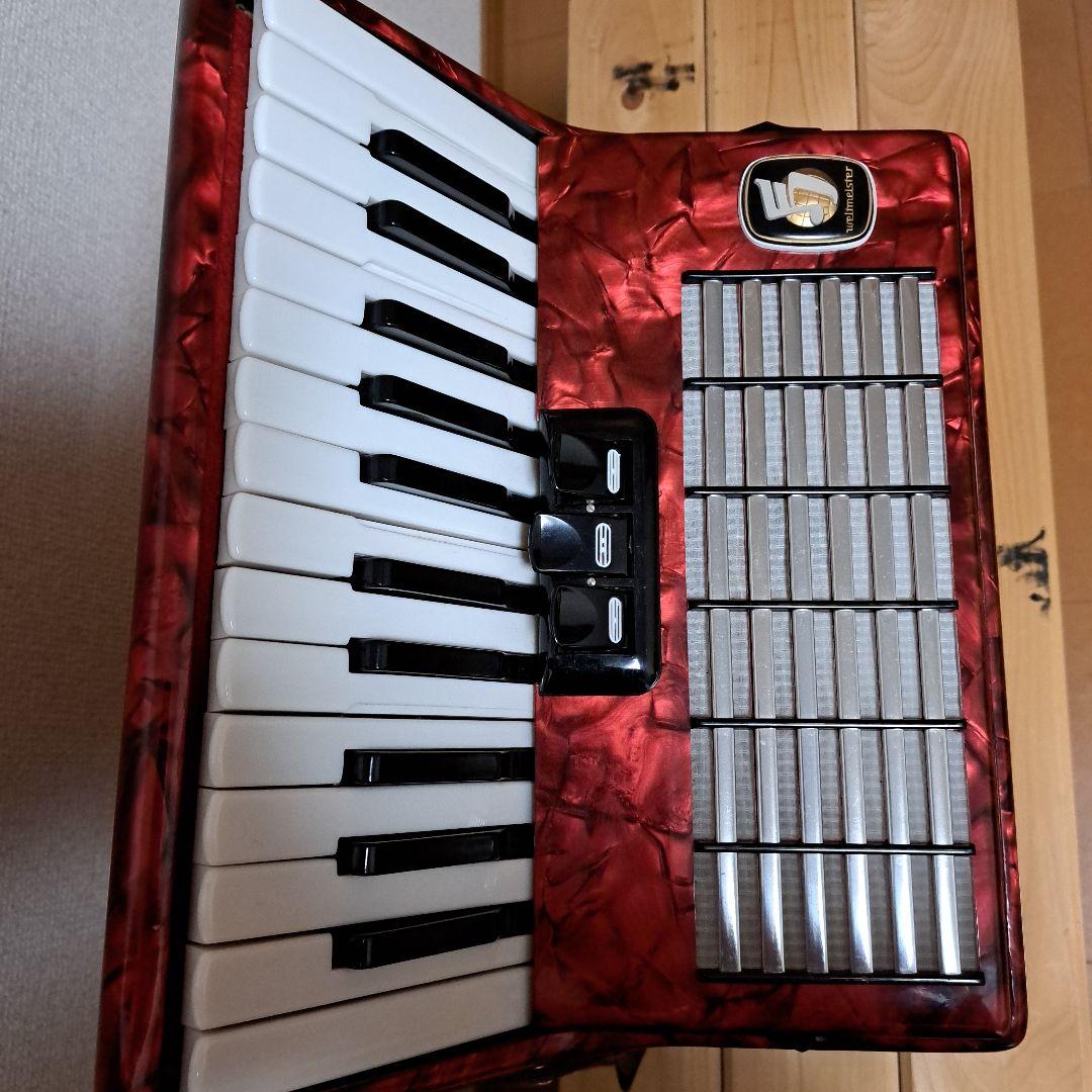 weltmeister stella アコーディオン 赤色ケース付
