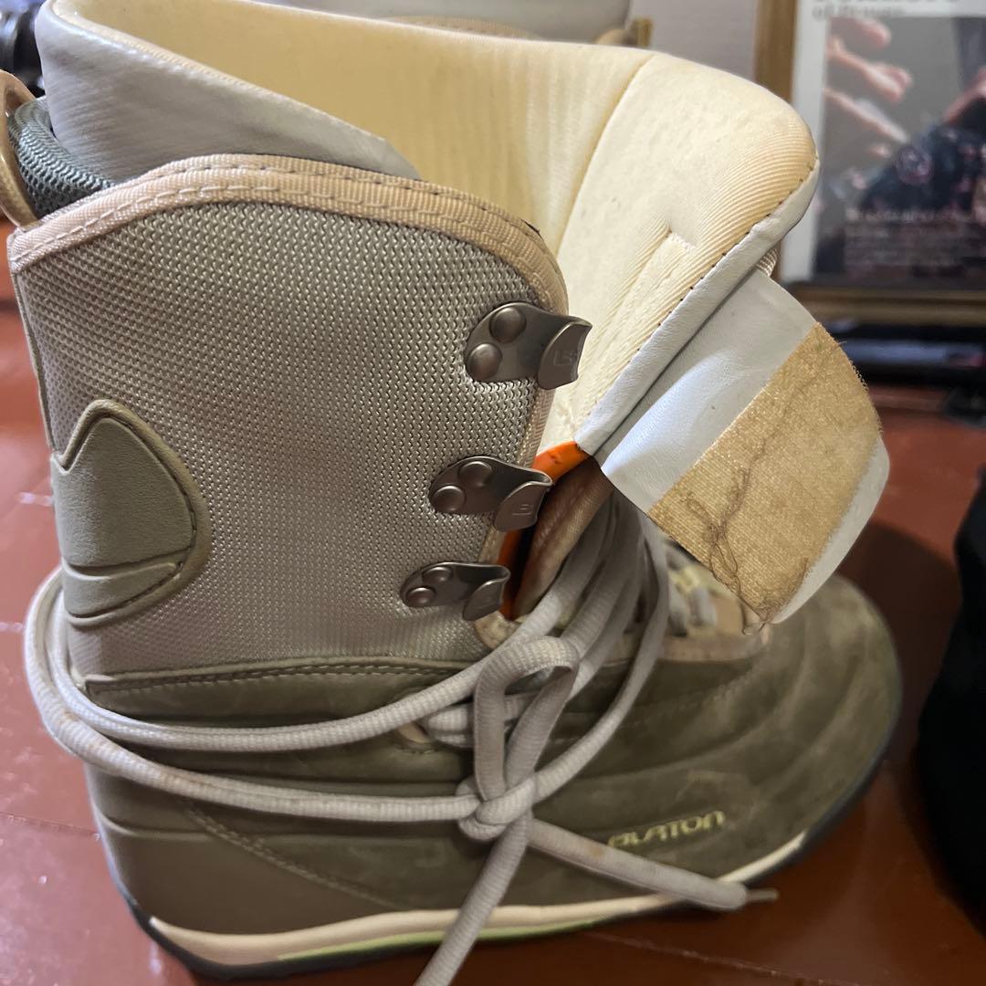 BURTON スノーボードブーツ　23cmくらい　袋付き