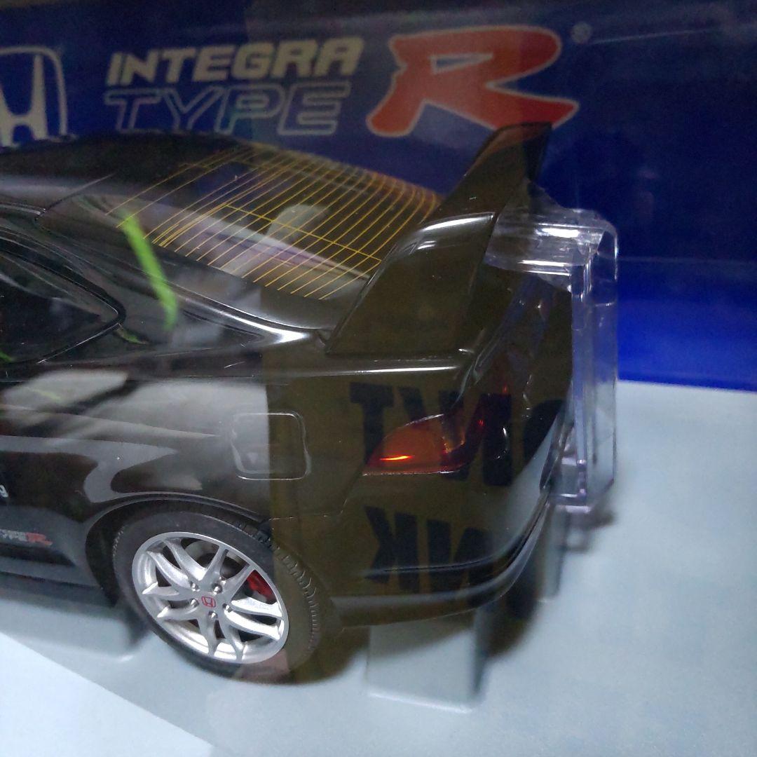 ホンダ インテグラ タイプR ブラック 1/18 オートアート